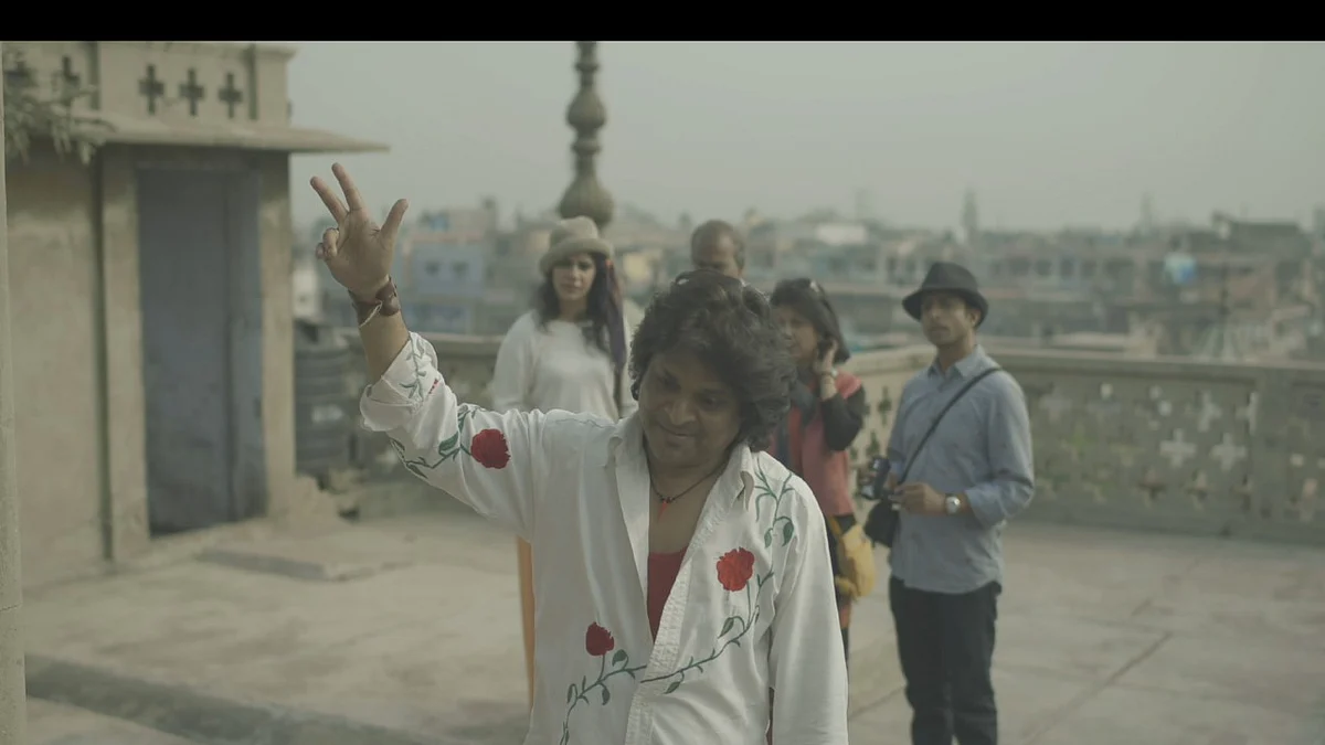 'Ghode Ko Jalebi Khilane Le Ja Riya Hoon' review: Beguiling