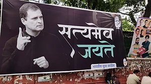 Congress workers detained from outside AICC office