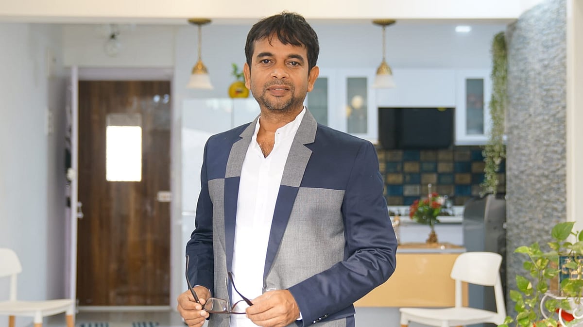 Actor Ishtiyak Khan spills the beans on his upcoming 5 films along with 'Janhit Mein Jaari' 