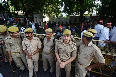 1,477 techies turn cops in UP