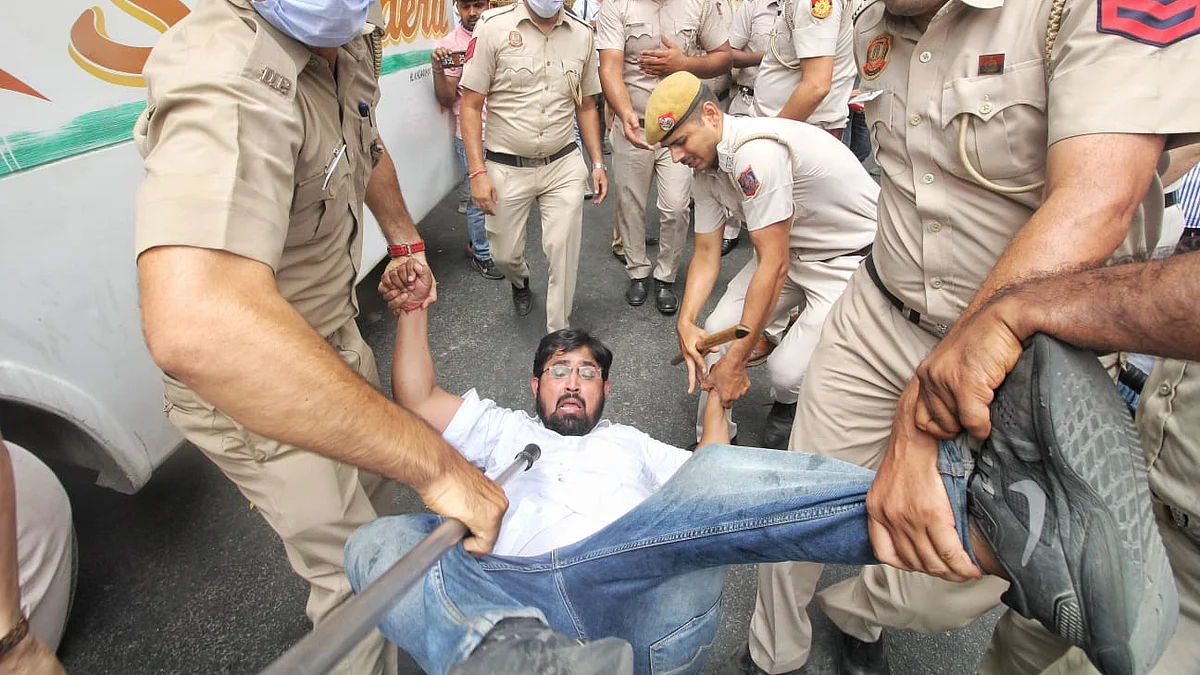 Congress leaders and workers detained by police during protest ahead of Rahul Gandhi's appearance before ED (representative photo)