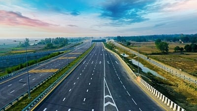 UP's Purvanchal Expressway gets only half of expected traffic