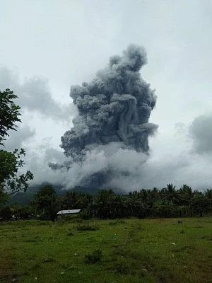 Volcano in Philippines spews ash, steam; residents evacuated