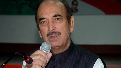 'Disappearing Azad Party', Jairam Ramesh takes swipe at Ghulam Nabi Azad's outfit