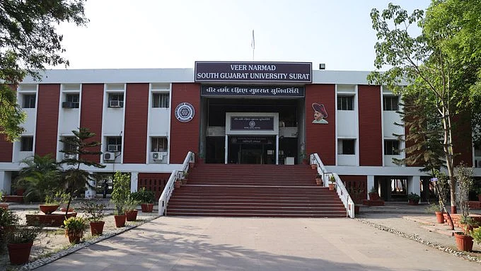 Students' union opposes Gujarat varsity's decision to make Voter ID mandatory for exams