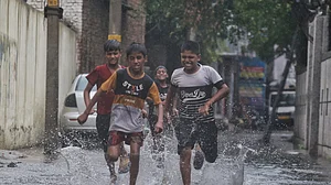Holiday declared in K'taka schools amid rain fury