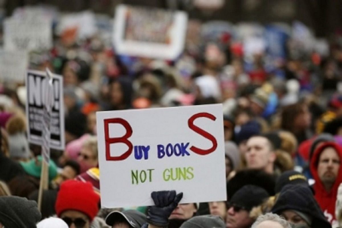 US Senate passes 1st gun control bill in 28 yrs
