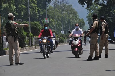 Curfew continues in J&K's Doda, Kishtwar towns
