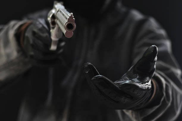 Daring daylight robbery by armed miscreants raises concern over worsening law and order situation in Punjab