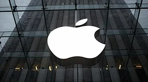 Apple plans to test new App Store ad placements