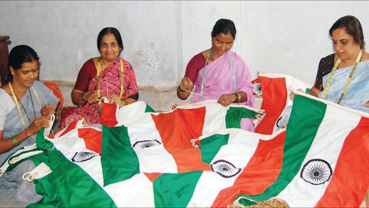 Making khadi Tiranga: Women in Bengeri down but not out