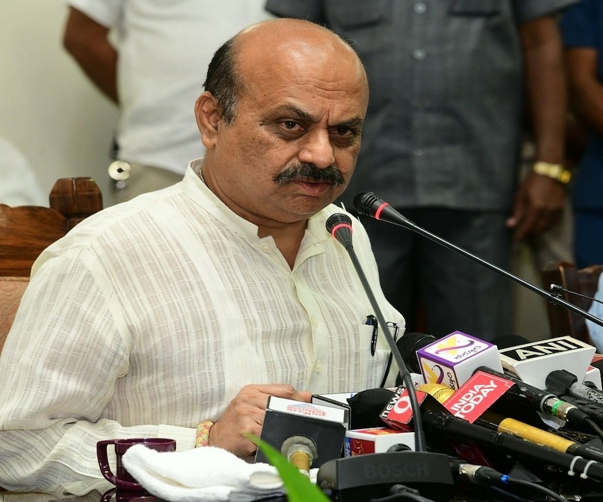 Bommai speaks to Shah over border row, Centre to call K'taka & Maha CMs meeting next week