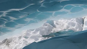 5 killed during glacier collapse in Italy