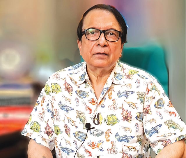 author Pravin Sawhney