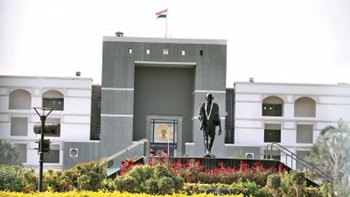 Gujarat HC issues notice to Centre over pvt zoo permissions in Jamnagar