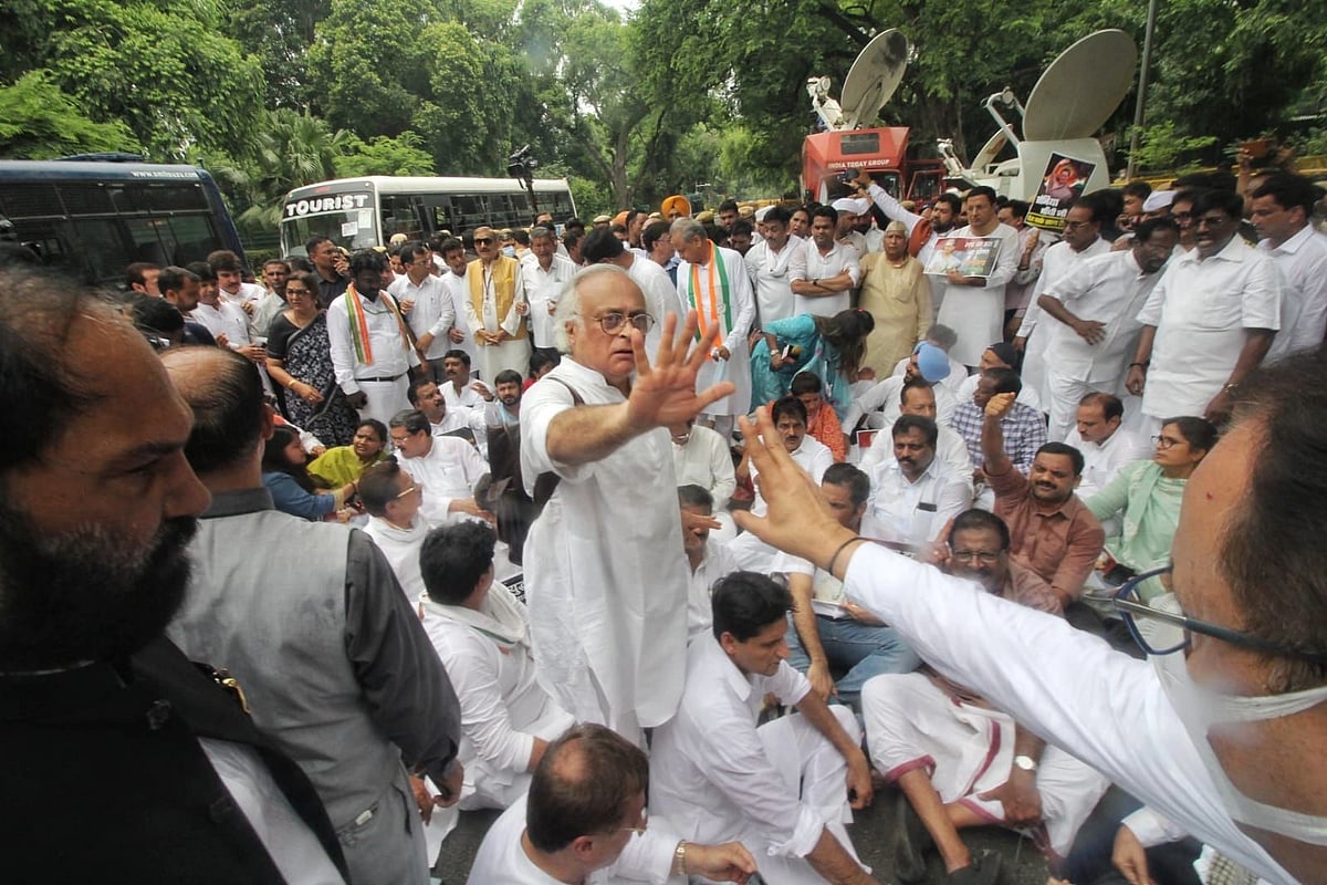 'Why couldn't ED visit Sonia Gandhi's residence to question her or send her a questionnaire'