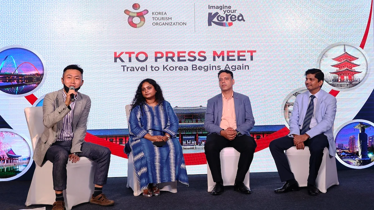 Young-Geul Choi, Director of Korea Tourism Organization India (left) at the KTO press meet in Delhi