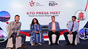 Young-Geul Choi, Director of Korea Tourism Organization India (left) at the KTO press meet in Delhi
