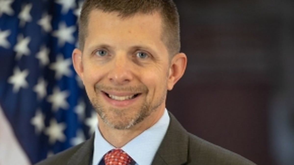 Tamil-speaking ex-journo & Middle East specialist Mike Hankey new US Consul General in Mumbai