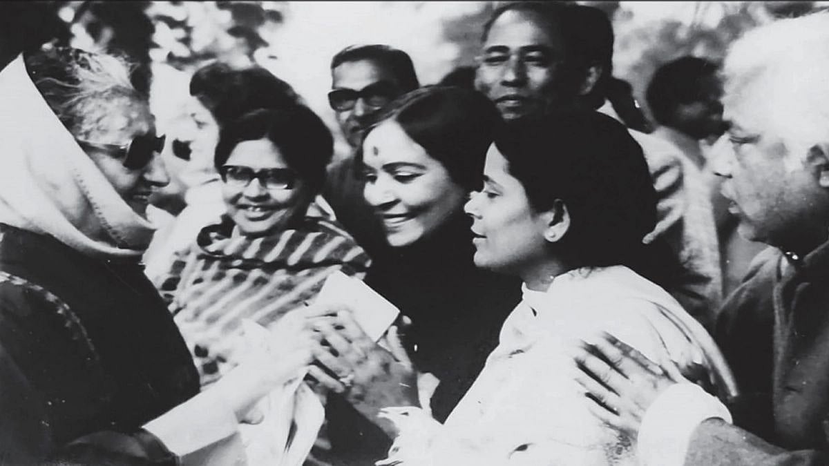 Indira Mayaram (in the middle) with Indira Gandhi