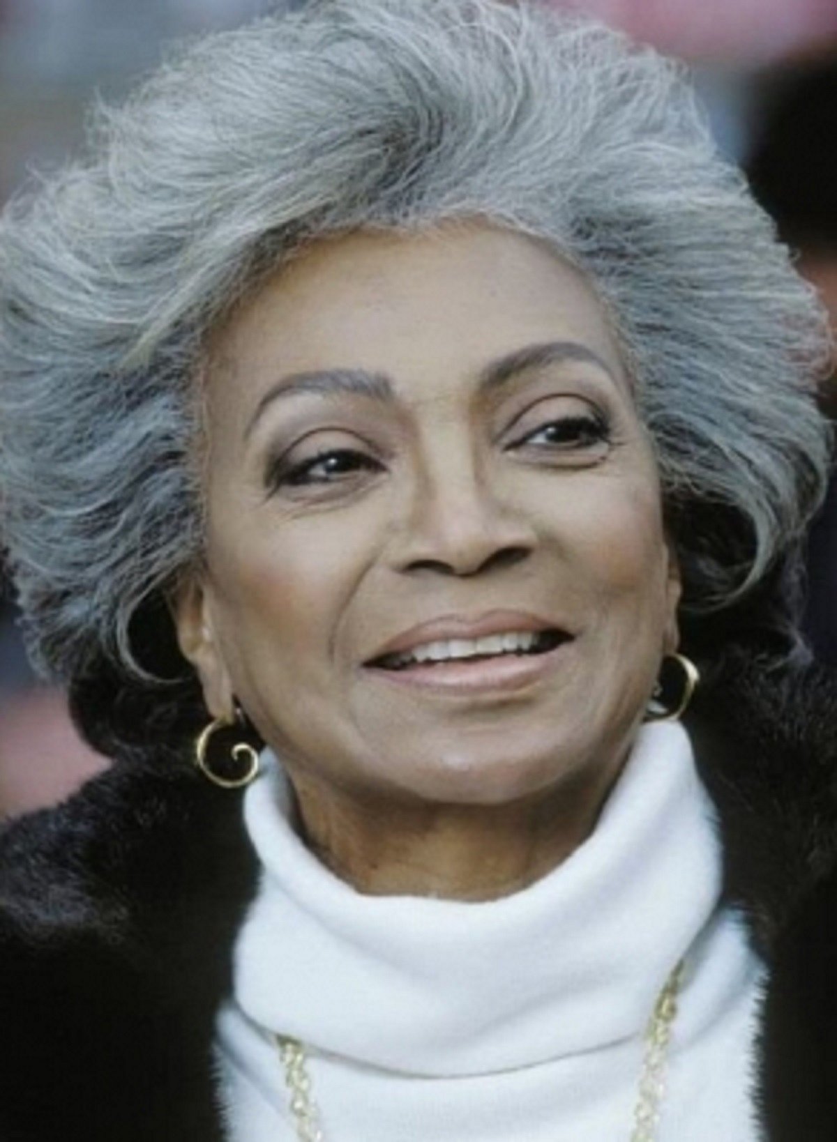 Actress famous for first inter-racial kiss on 'Star Trek' passes away at 89