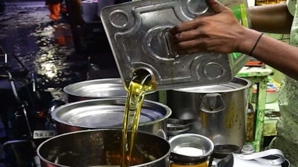 Representative image of cooking oil.