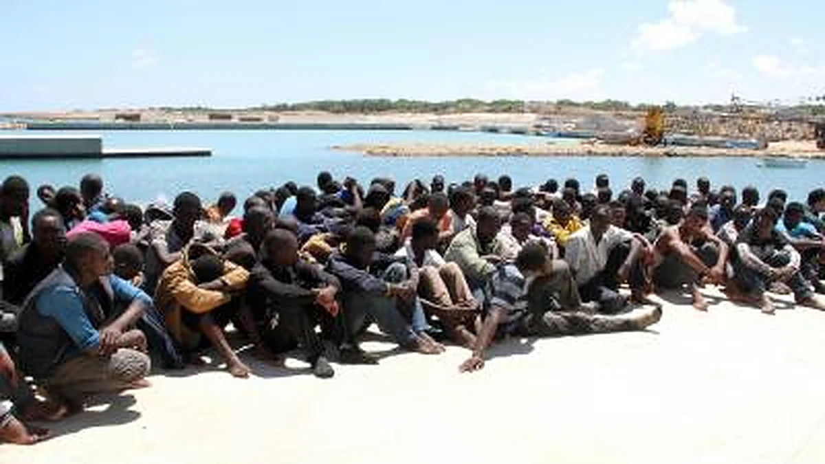 Italy's election frontrunner says migrants should be blocked at sea