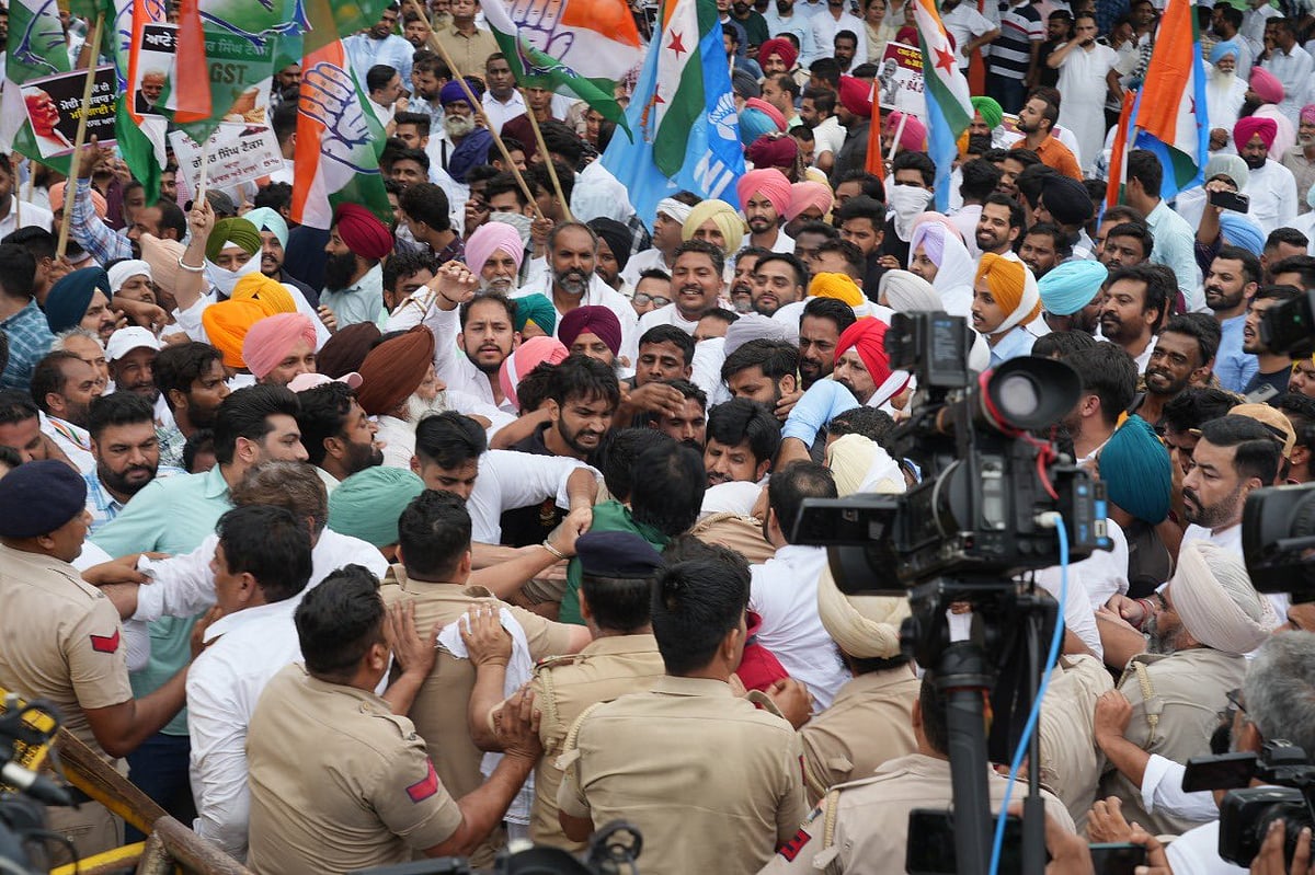 Punjab, Haryana units of Congress join nationwide stir against price rise, unemployment