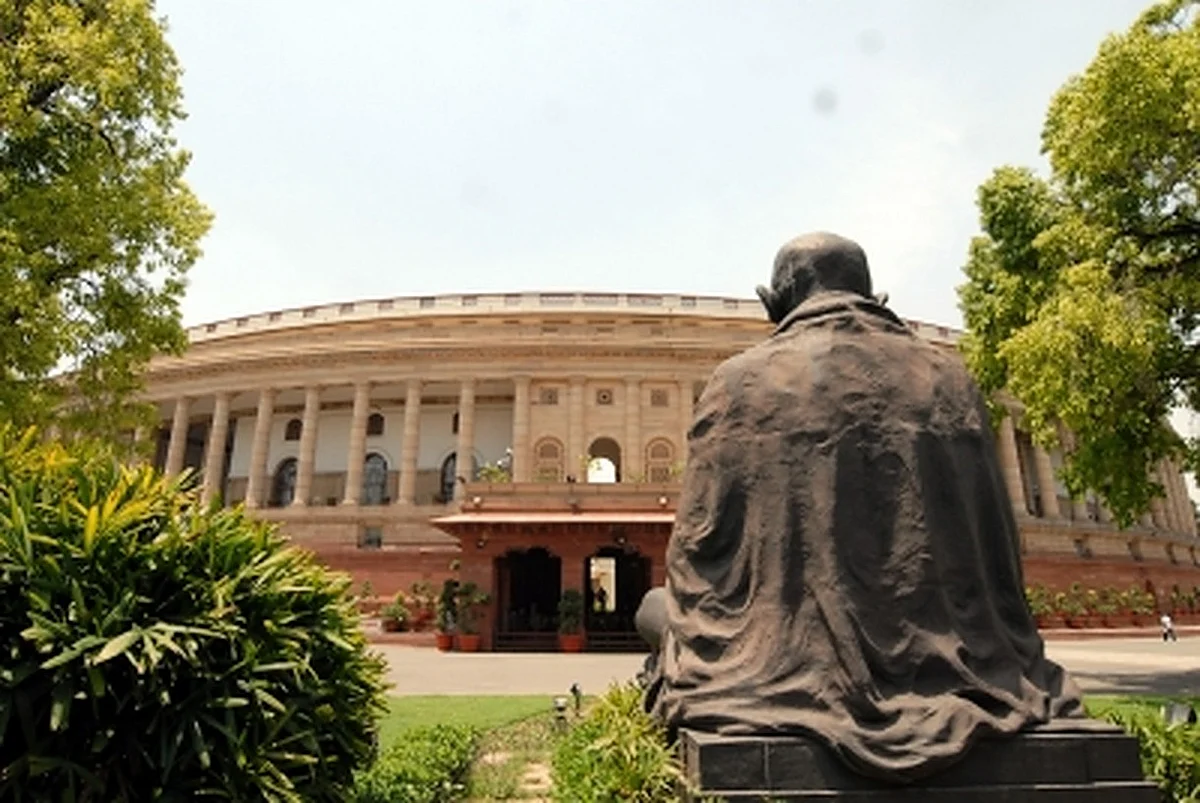 Expunging words from the speeches of Opposition leaders in Parliament is unethical