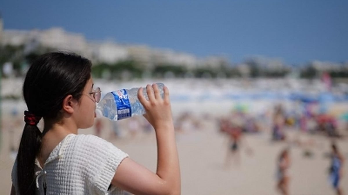 Britain bakes in latest heatwave with drought looming for some areas