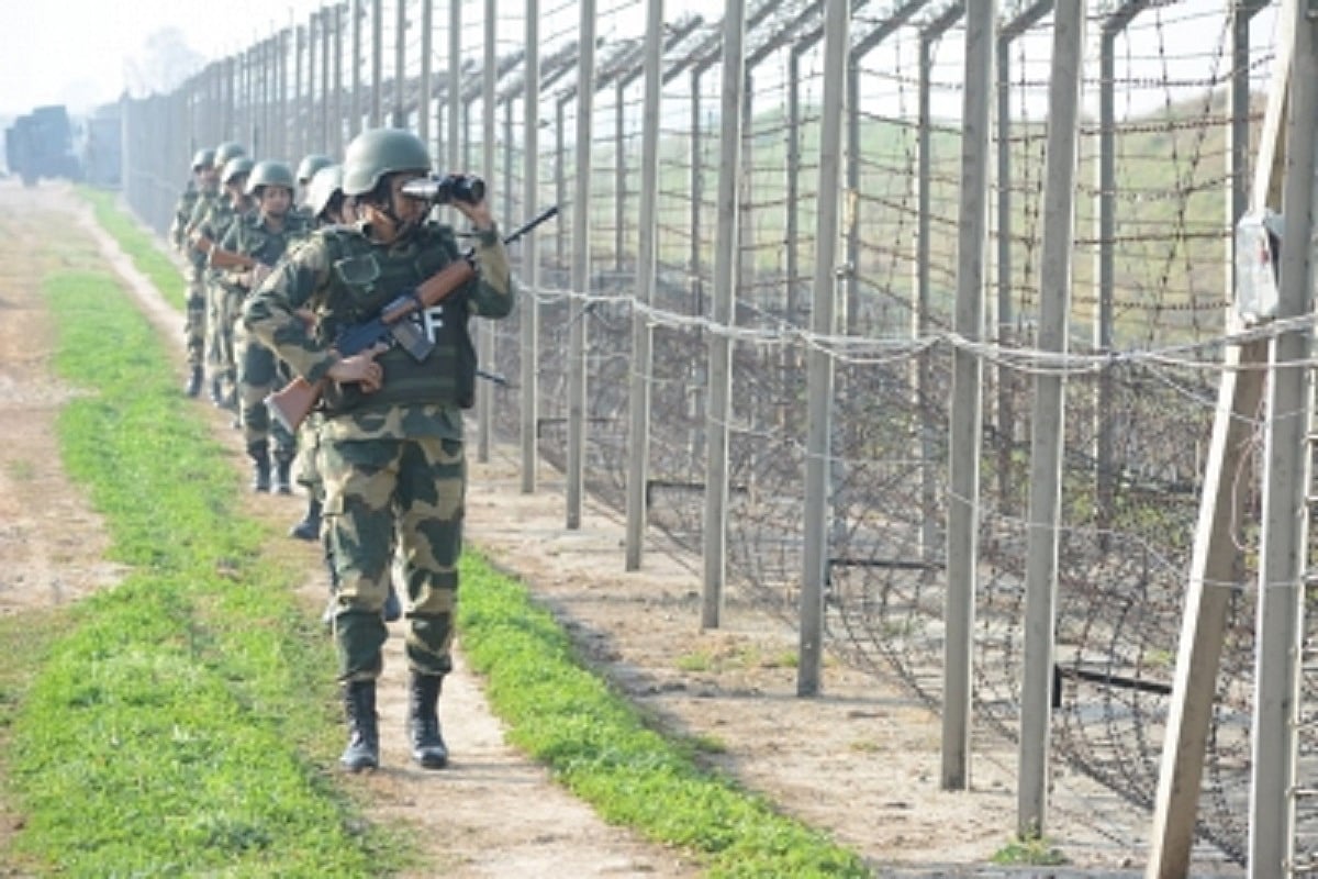 India urges Nepal to check the entry of Chinese, Pak nationals through the border