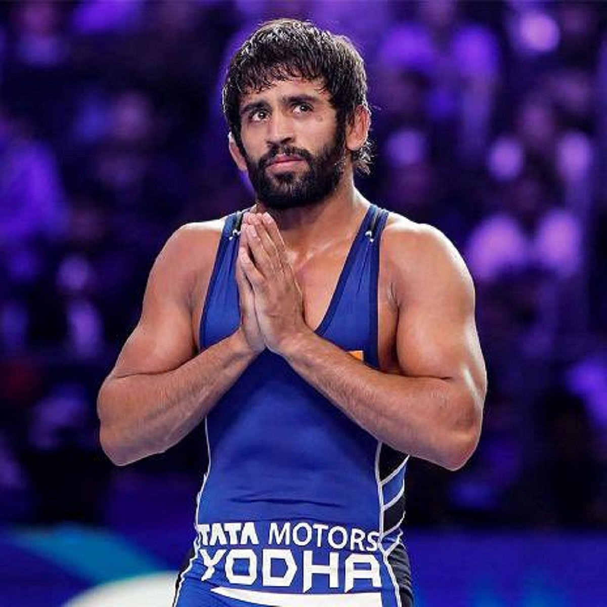 Bajrang defends title, Sakshi reverses losing trend, as six wrestlers win medals on Friday