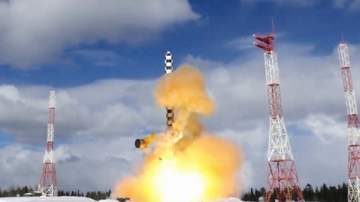 Russia's defence ministry signs deals for Sarmat ballistic missiles, S-500