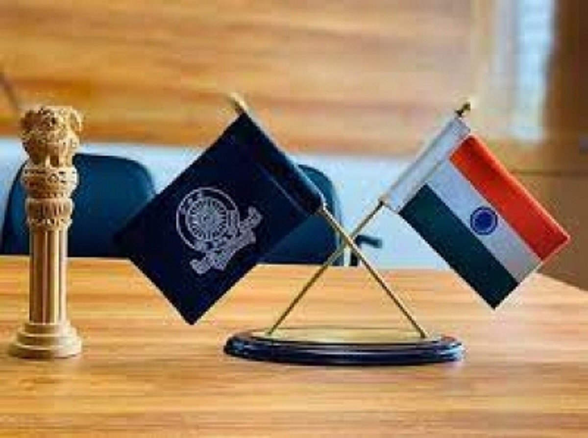 3 UP IAS officers seek VRS within a week
