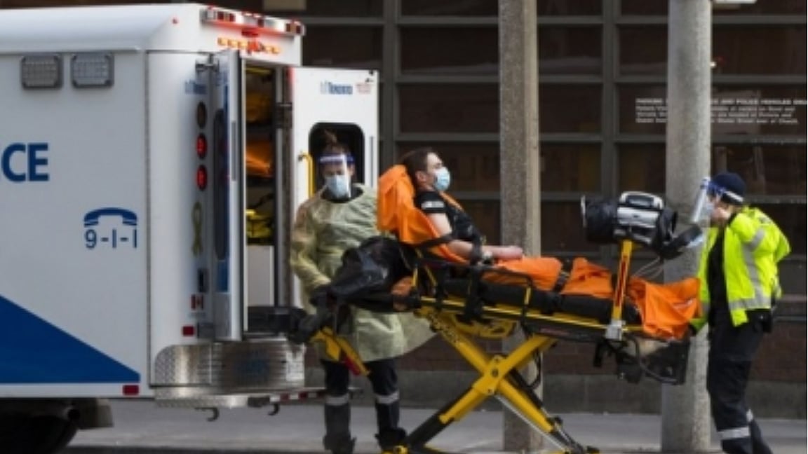Stabbings in Canada kill 10, wound 15; suspects at large