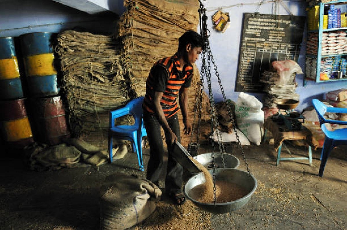 States, UTs get another three months for providing ration cards to migrant labourers