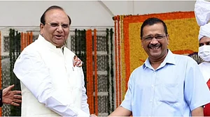 Delhi HC restrains AAP, its leaders from levelling defamatory allegations against LG Saxena