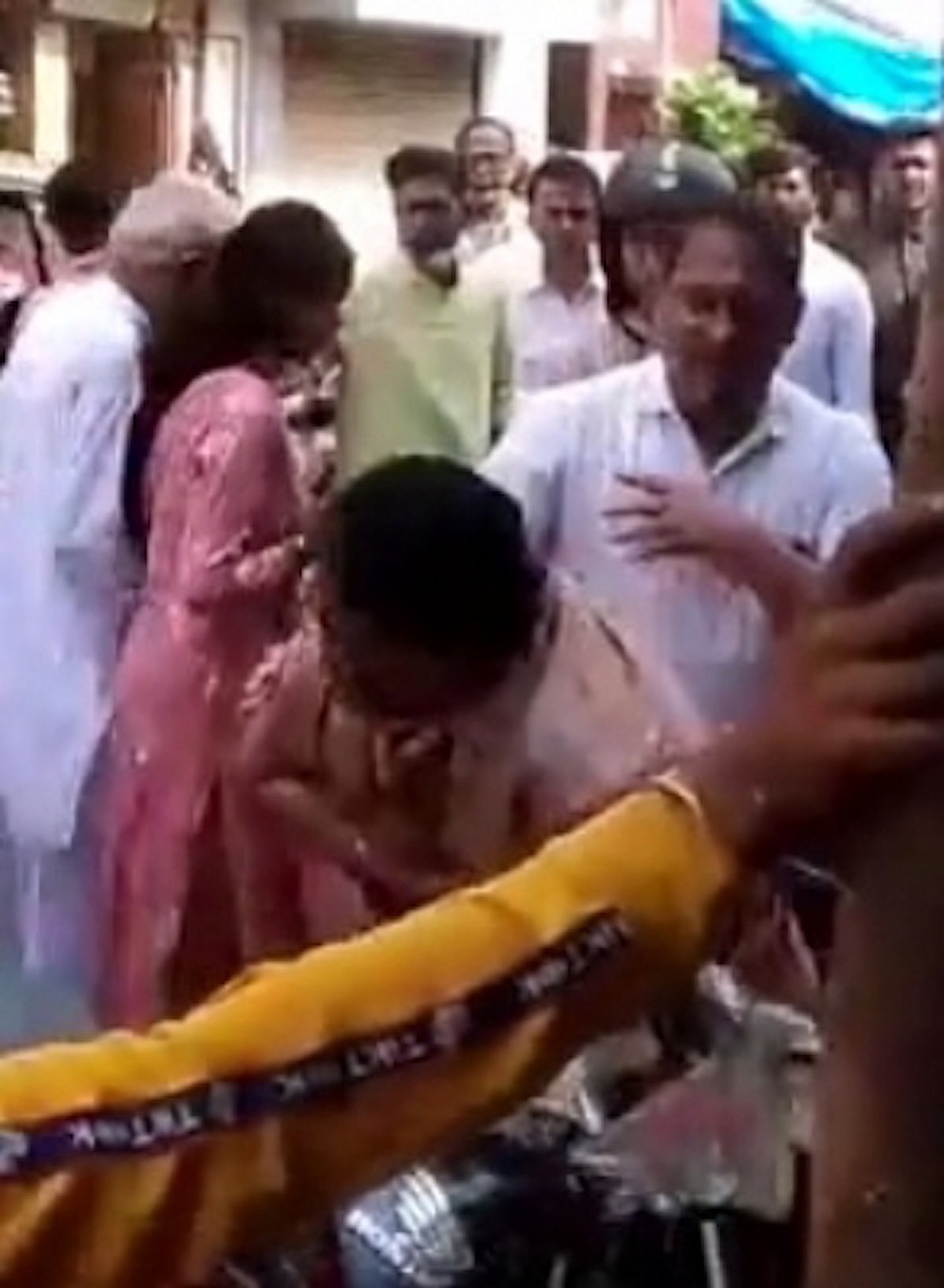 MNS says 'sorry'; suspends party activist for assaulting woman shopkeeper