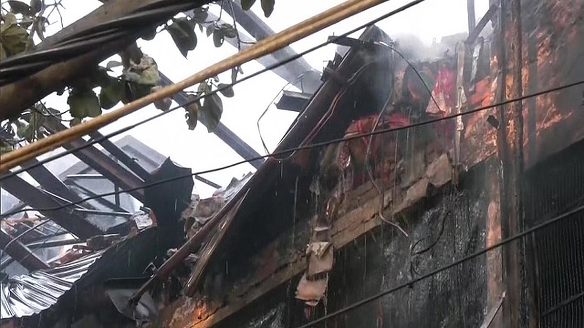 Part of building collapses after massive fire near Chandni Chowk metro station in Delhi