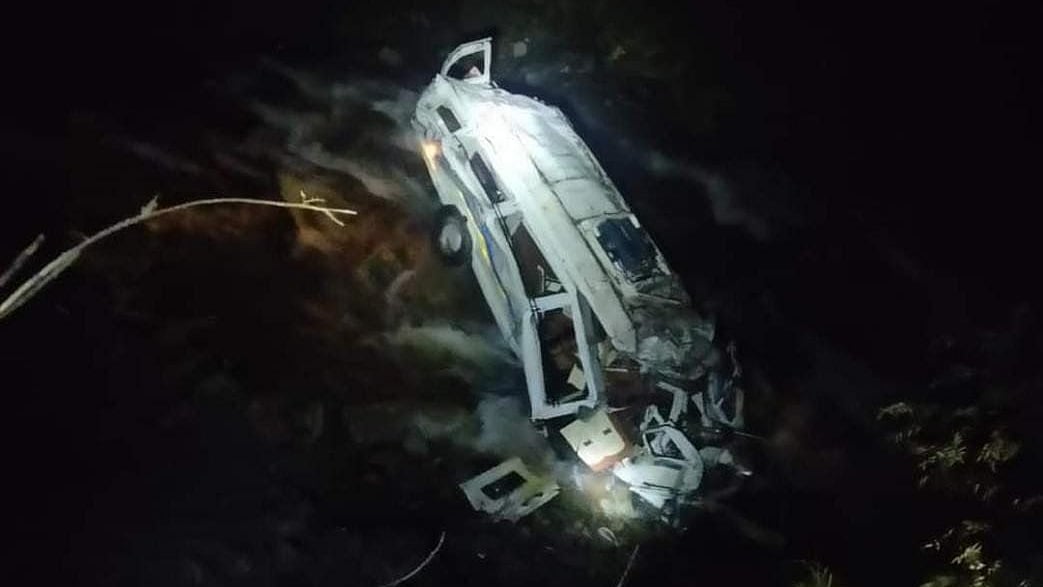 7 tourists dead, 10 injured as vehicle falls into gorge in Himachal's Kullu