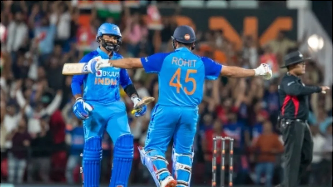 2nd T20I: Rohit was simply brilliant, say Karthik and Finch after India skipper blasts 46 off 20 balls