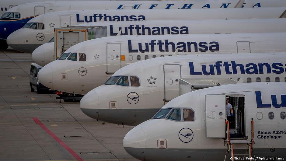 Europe’s airline industry emits more CO₂ than before COVID despite vow to decarbonise