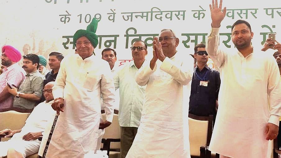 Bihar CM Nitish Kumar and (from left) Sharad Pawar, OP Chautala Tejashwi Yadav at INLD rally in Fatehabad on Sunday 