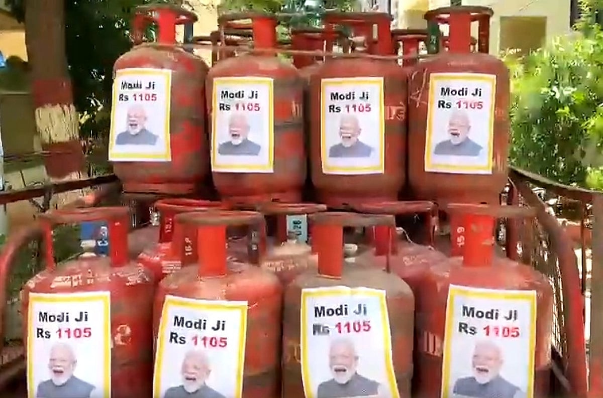 TRS hits back at FM Nirmala Sitharaman with PM's pictures on LPG cylinders