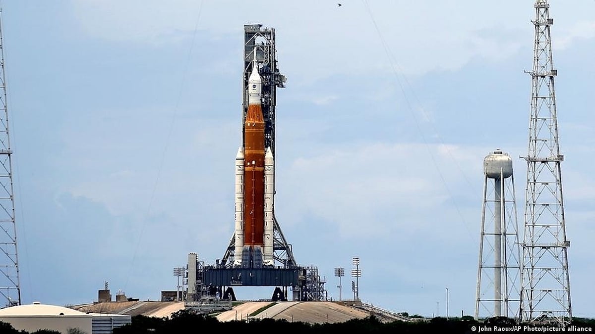 Artemis I Moon mission: NASA troubleshoots hydrogen leak issue
