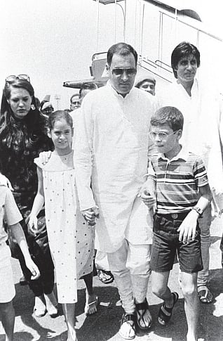 Amitabh with Rajiv and Sonia Gandhi, 1980s