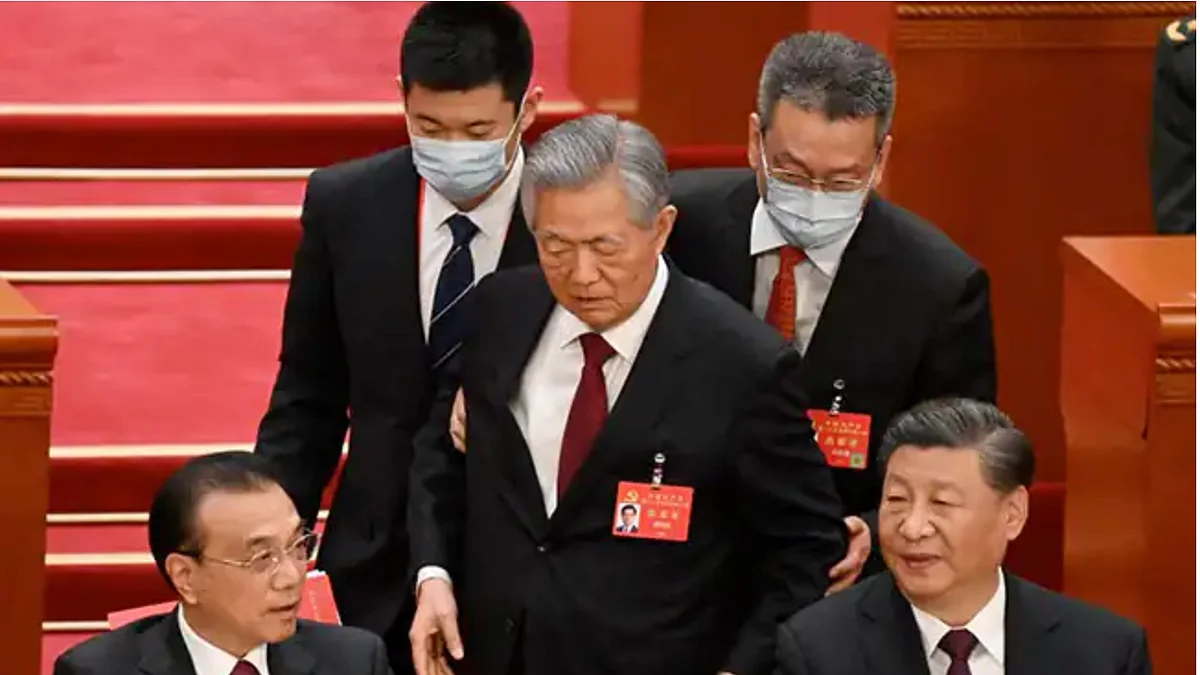 High drama marks closure of China's key Communist Party Congress as ex-president Hu escorted out