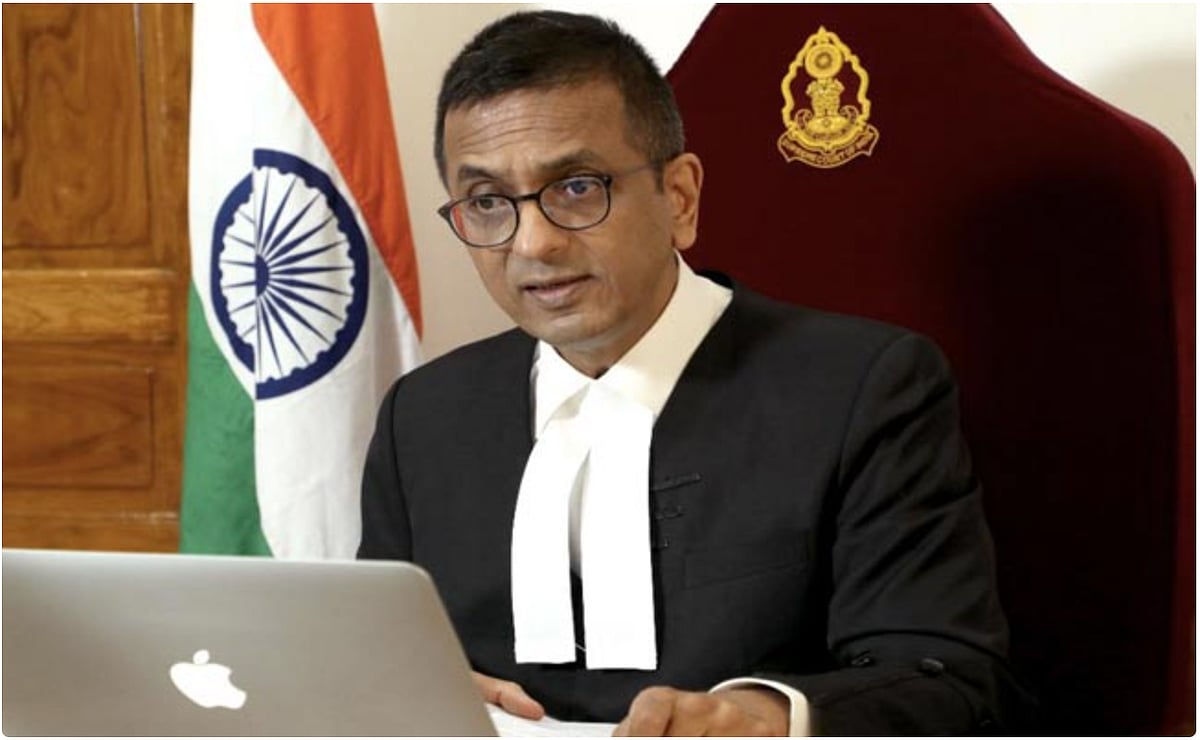 CJI Lalit recommends Justice Chandrachud's name as his successor
