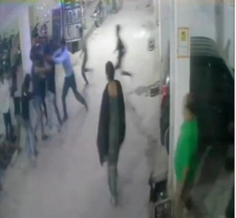 Security guard thrashed by locals in Greater Noida