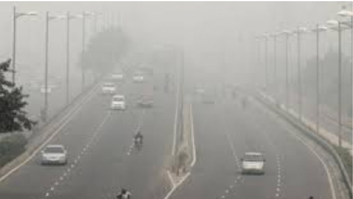 Delhi's air improves, but still 'poor'